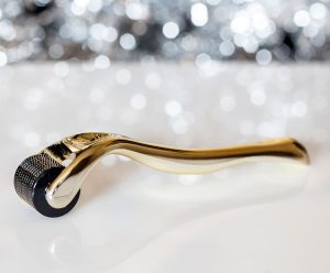Dermaroller Gold 540 Titanyum İğneli 0.5mm kapıda ödem