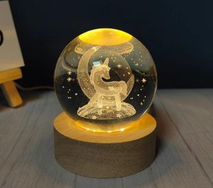 Unicorn Tasarımlı Işıklı Cam Küre Kod 54 Kapıda Ödeme