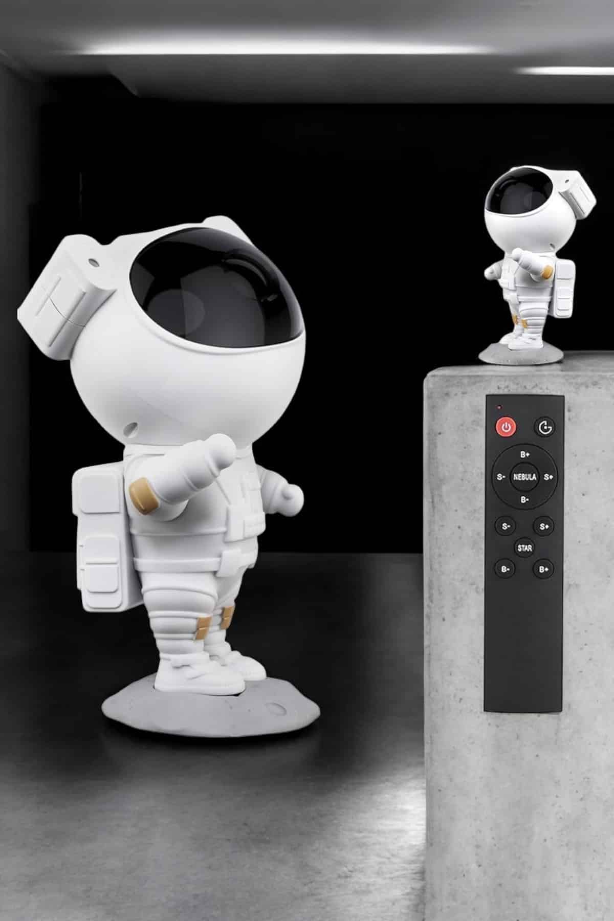 Çocuklara Özel Projeksiyon Astronot Lamba Speaker Sevimli