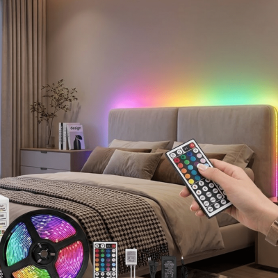 Kumandalı RGB Şerit Led 5 Metre Renk Değiştiren Dekoratif LED Işık