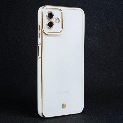 Samsung Galaxy A04 Kılıf Liva Lens Silikon - Beyaz
